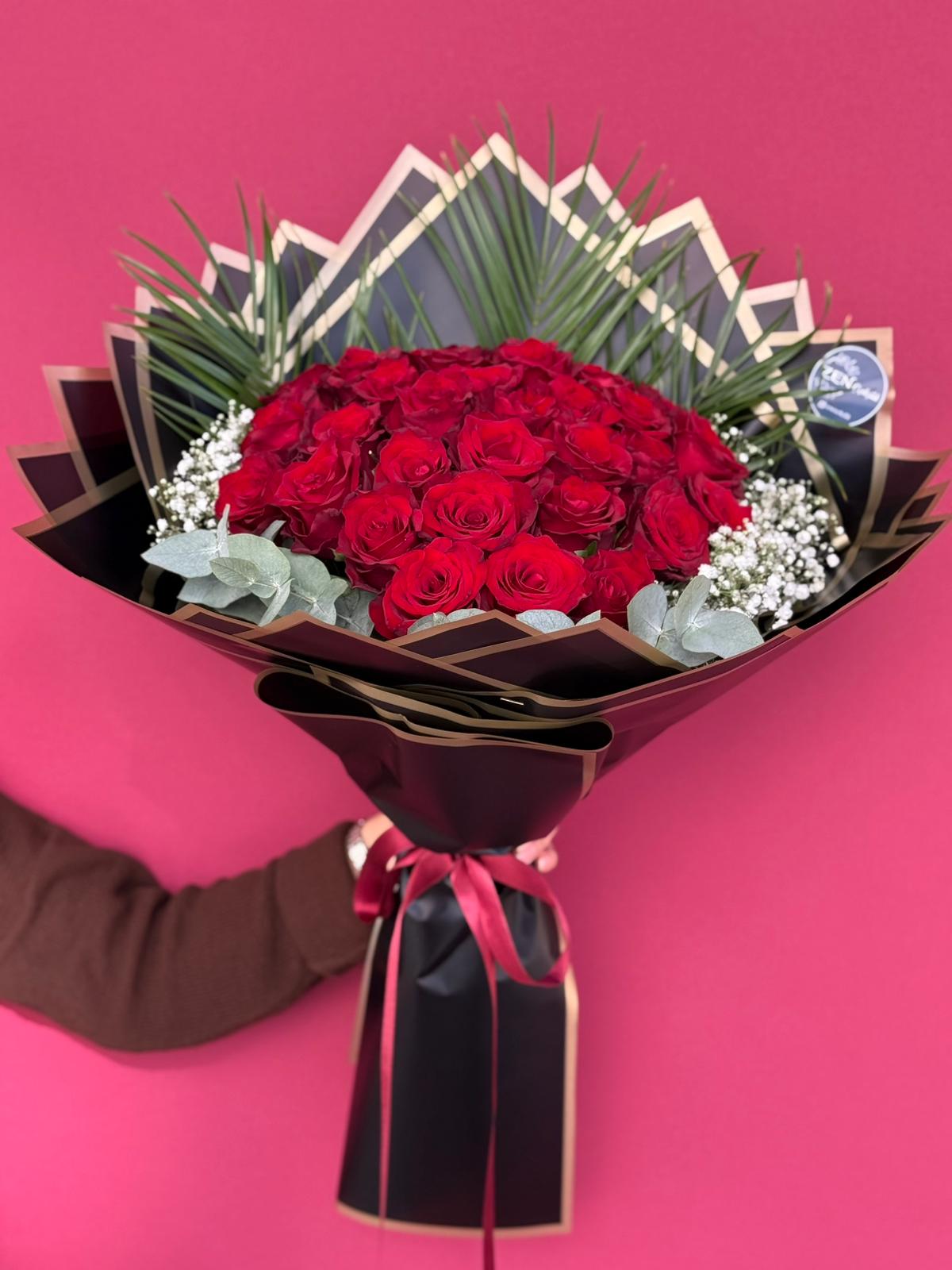 41 Canlı Gül Buketi