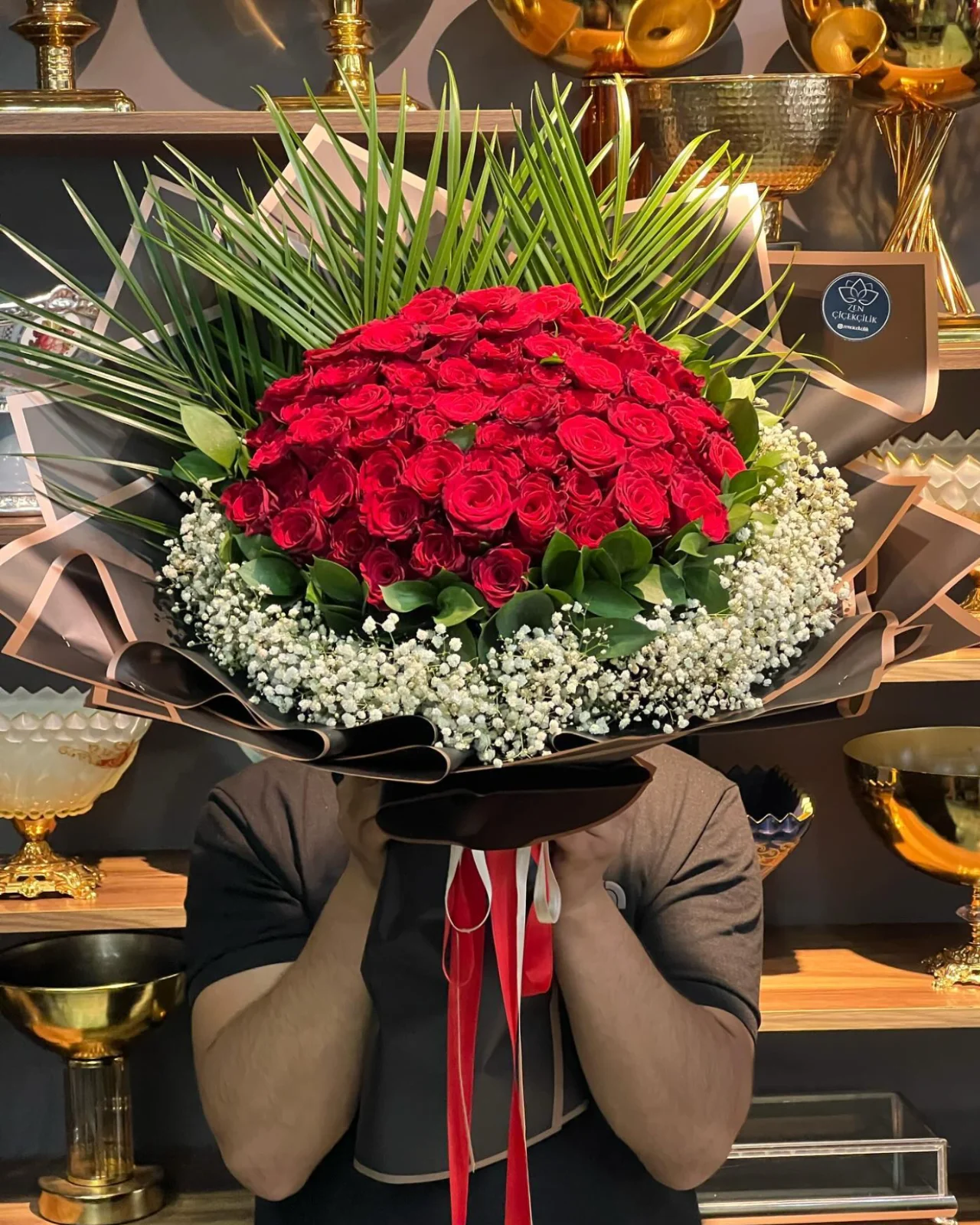 41 Canlı Gül Buketi