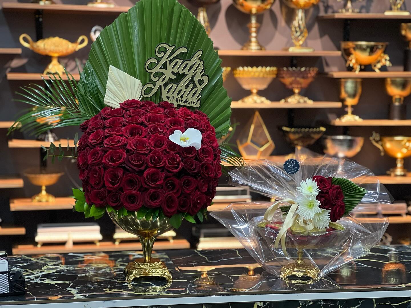 Gondol 101 Canlı Gül Aranjmanı