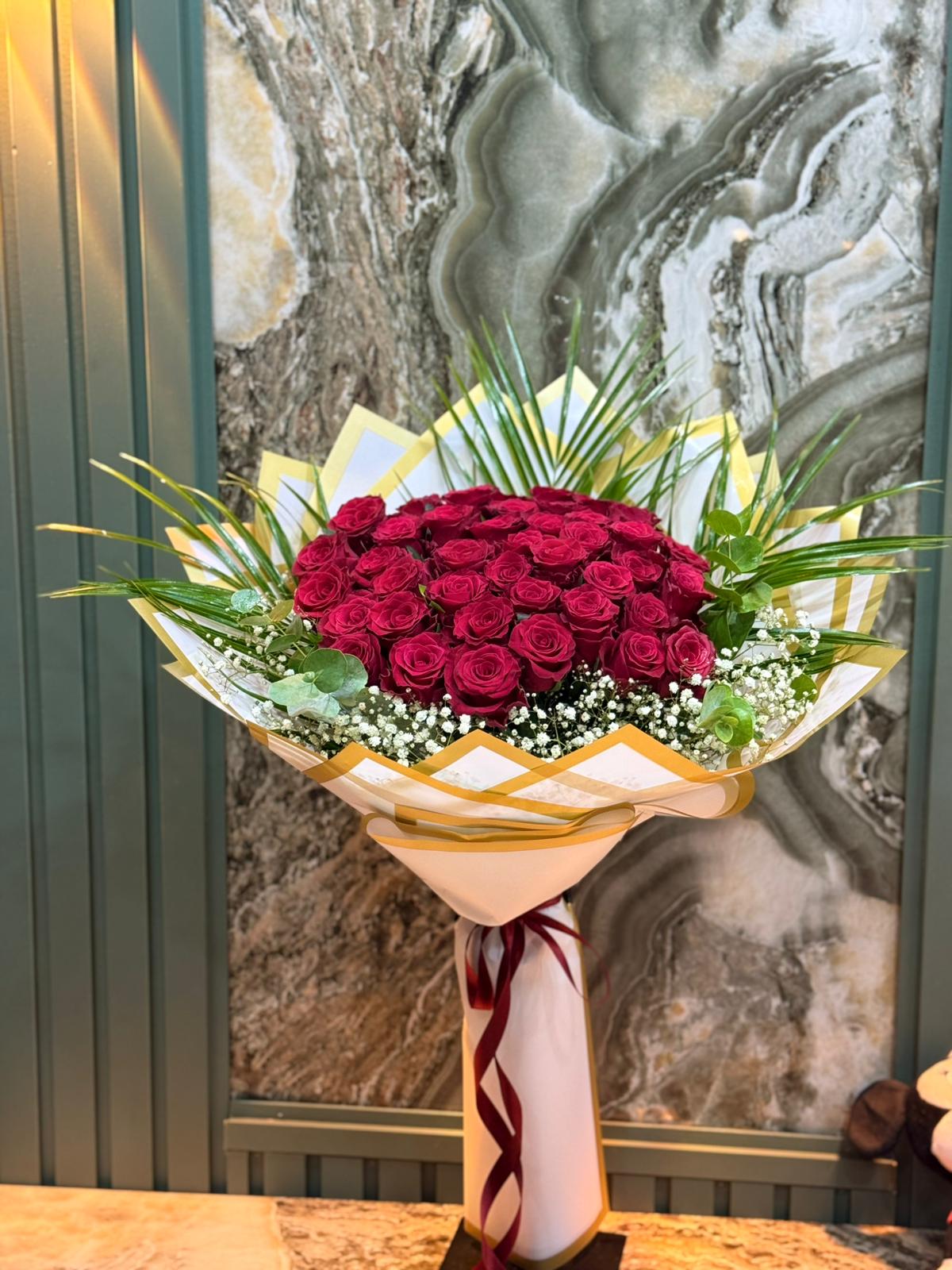 41 Canlı Gül Buketi