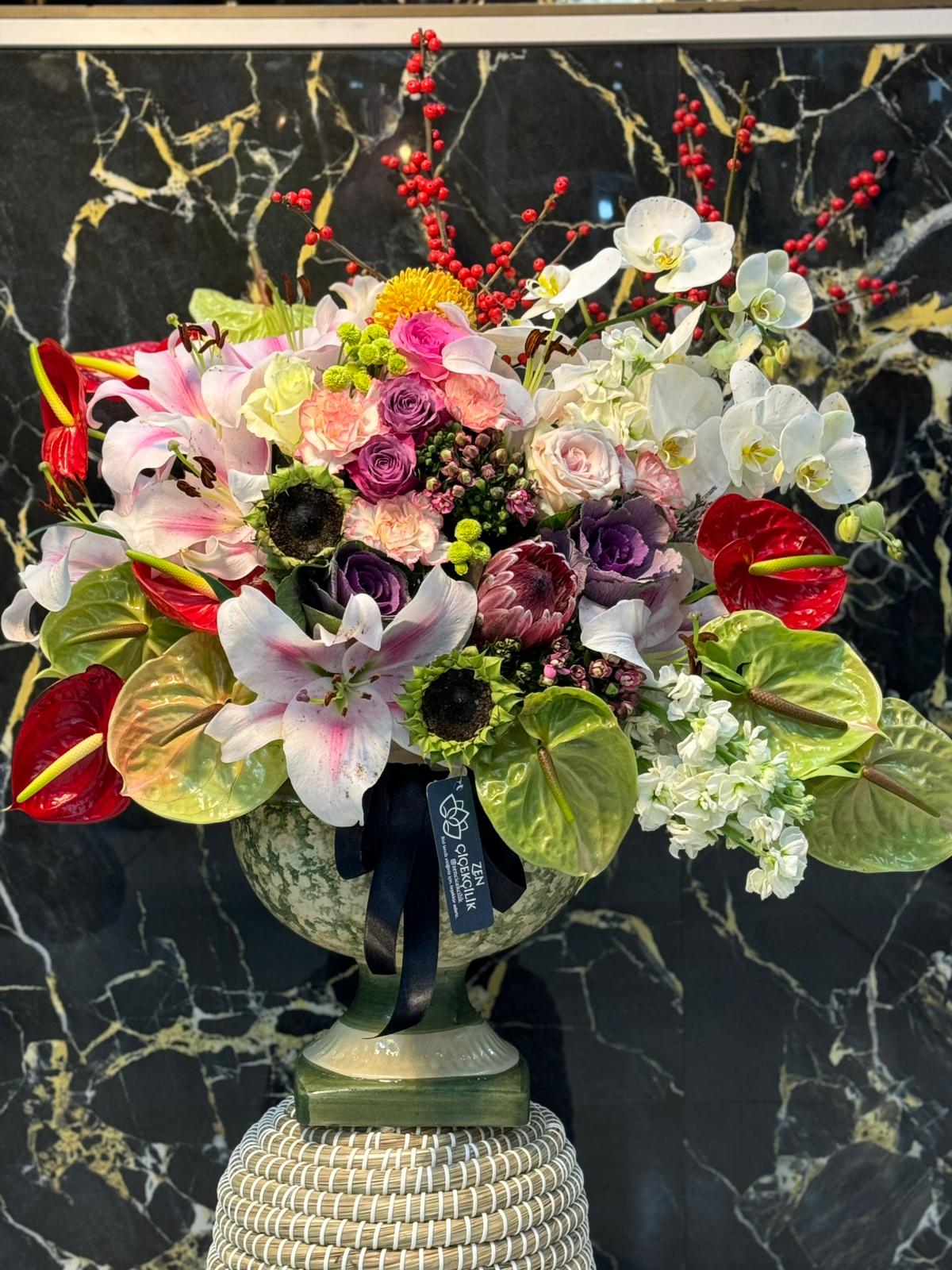 Özel İthal Ürünler Vazoda Aranjman