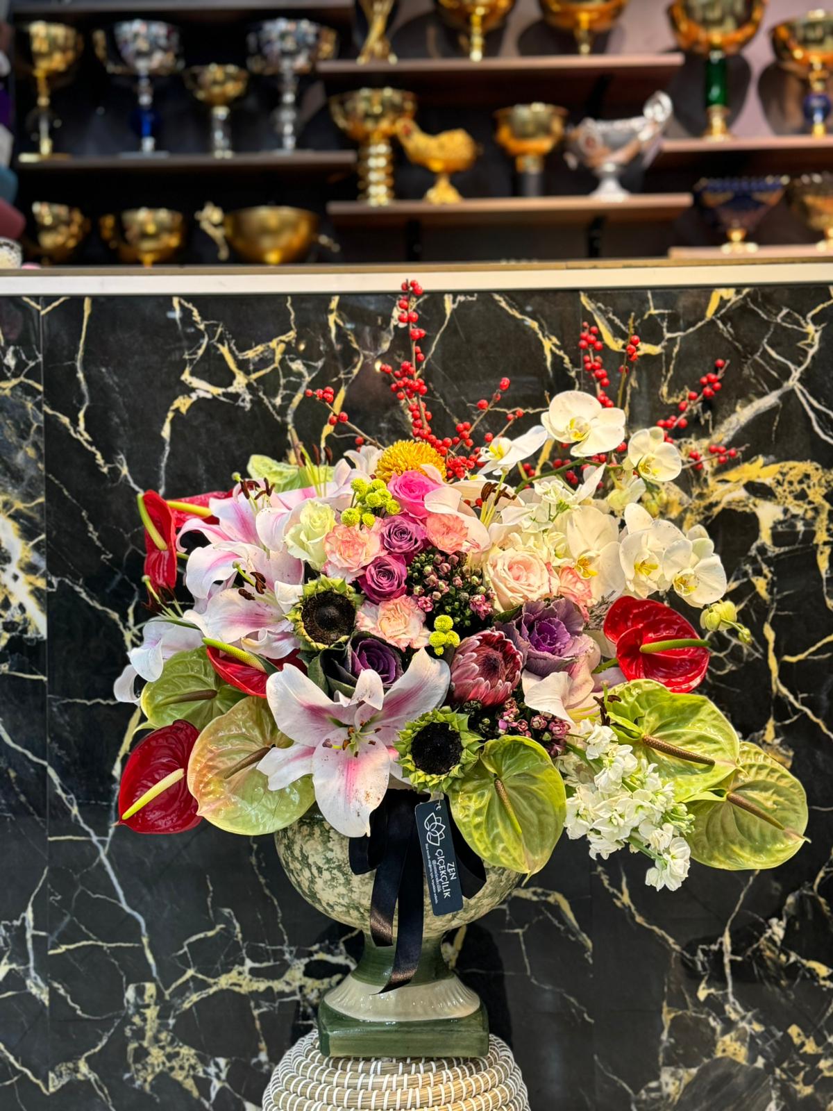 Özel İthal Ürünler Vazoda Aranjman