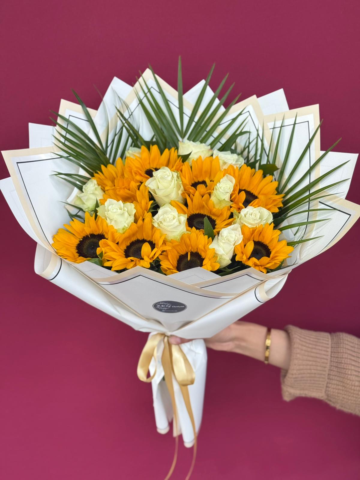 Ayçiçeği ve İthal Gül Buketi