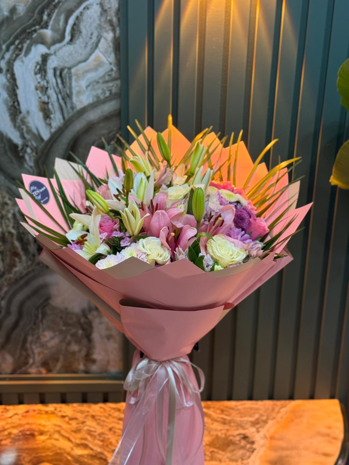 Karışık İthal Canlı Buket