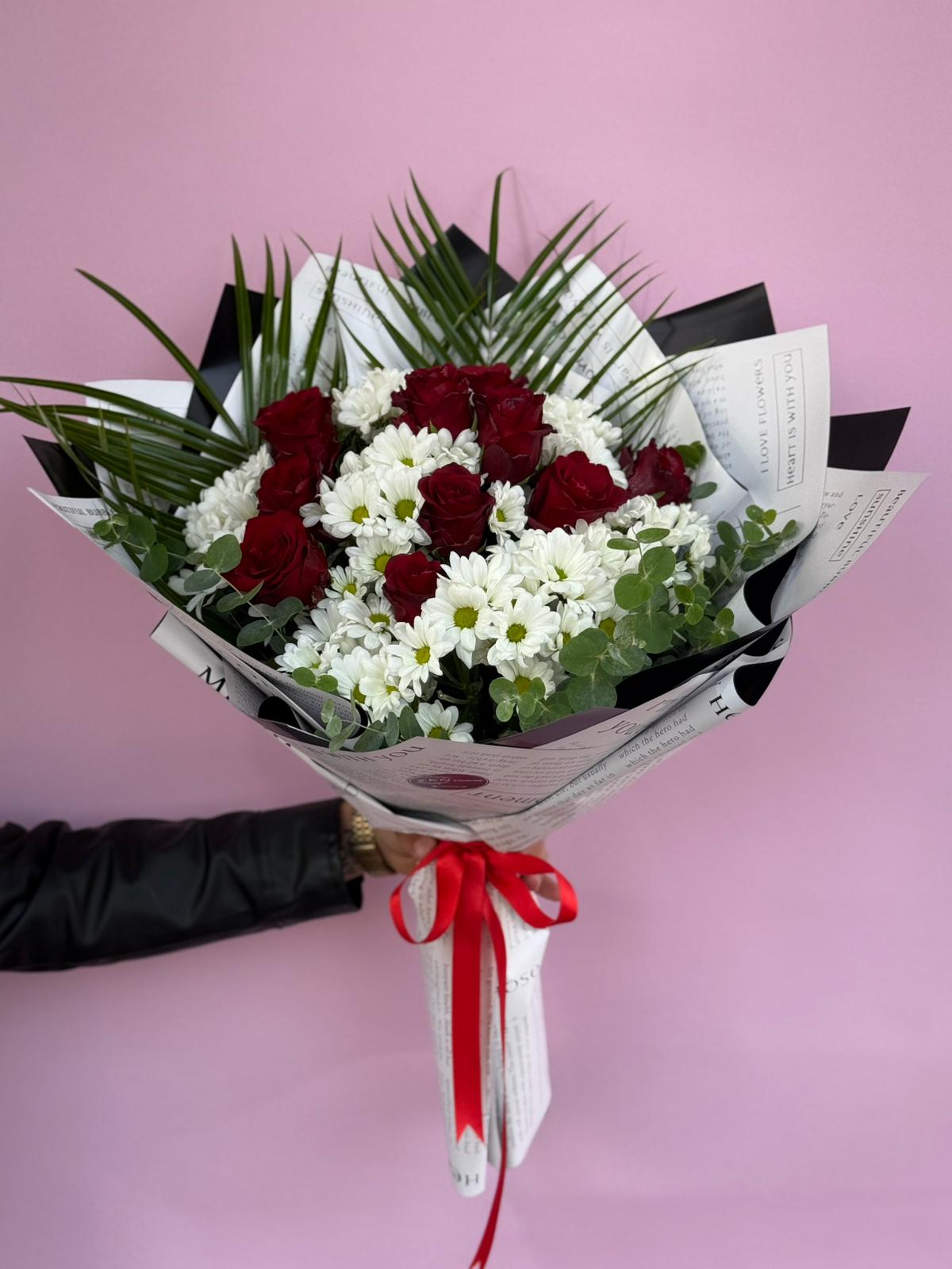 Papatya ve Kırmızı Gül Buketi