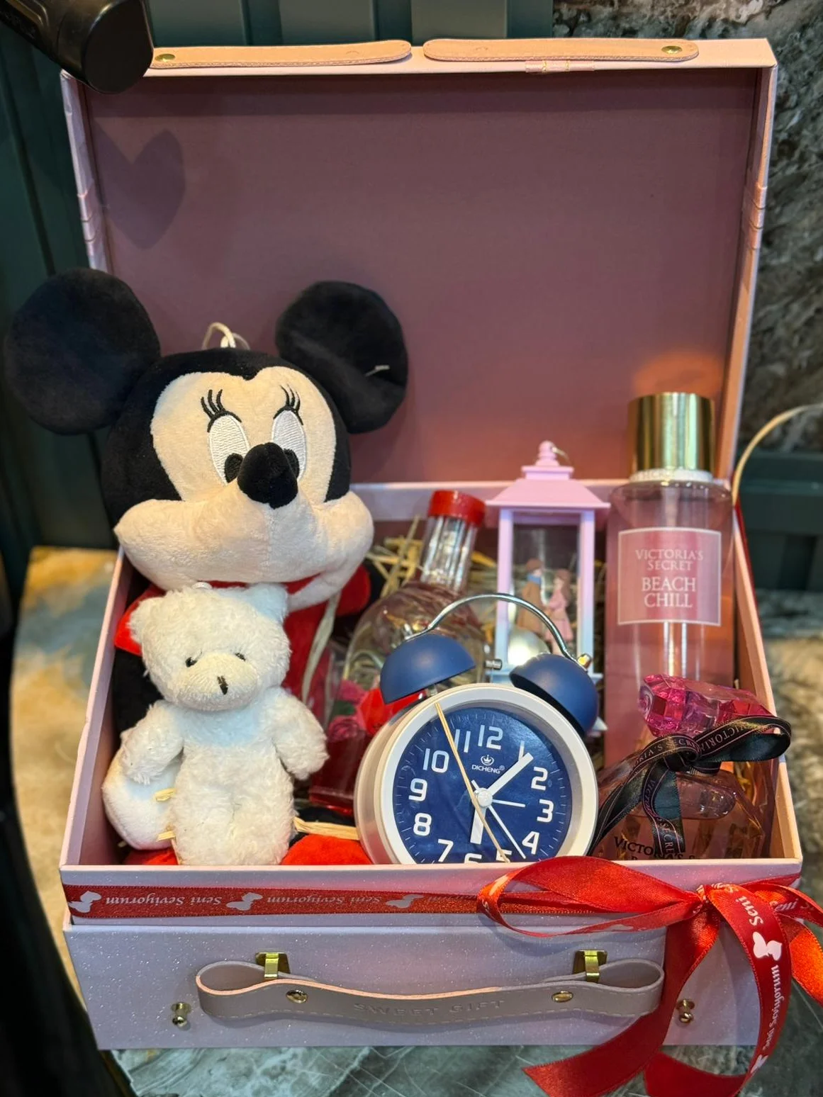 Kutuda Sevgiliye Hediyelik Ürünler