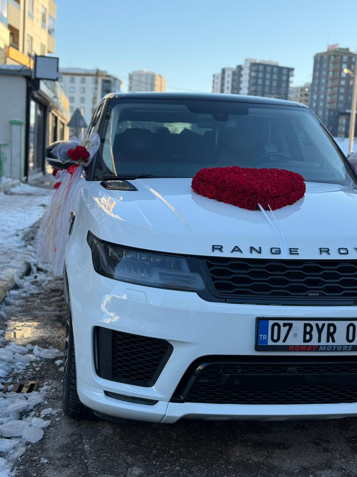 150 Yapay Güllü Araba Süslemesi