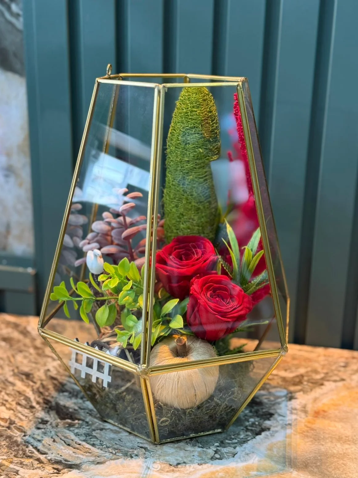 Solmayan Gül Aranjmanı